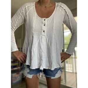 FREE PEOPLE Women's oversized flowy cotton blouse cream 3 metal buttons S P